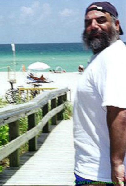 Elli Beach2.jpg